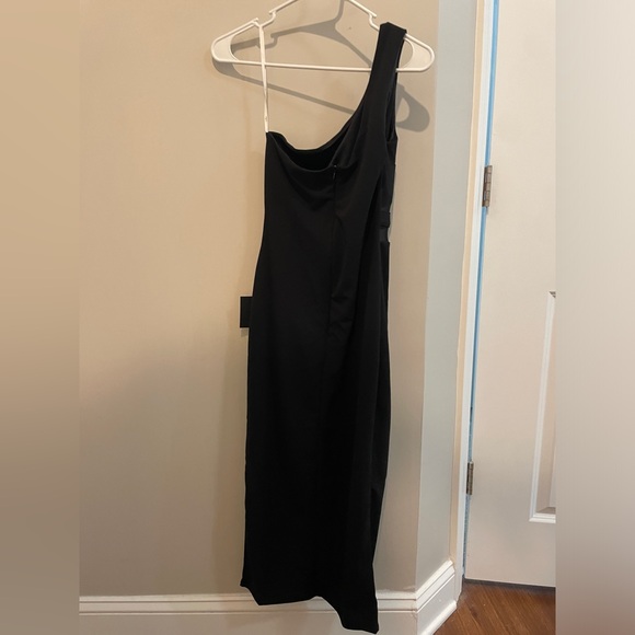 Lulus One Shoulder Bodycon Midi Dress - Picture 5 of 7